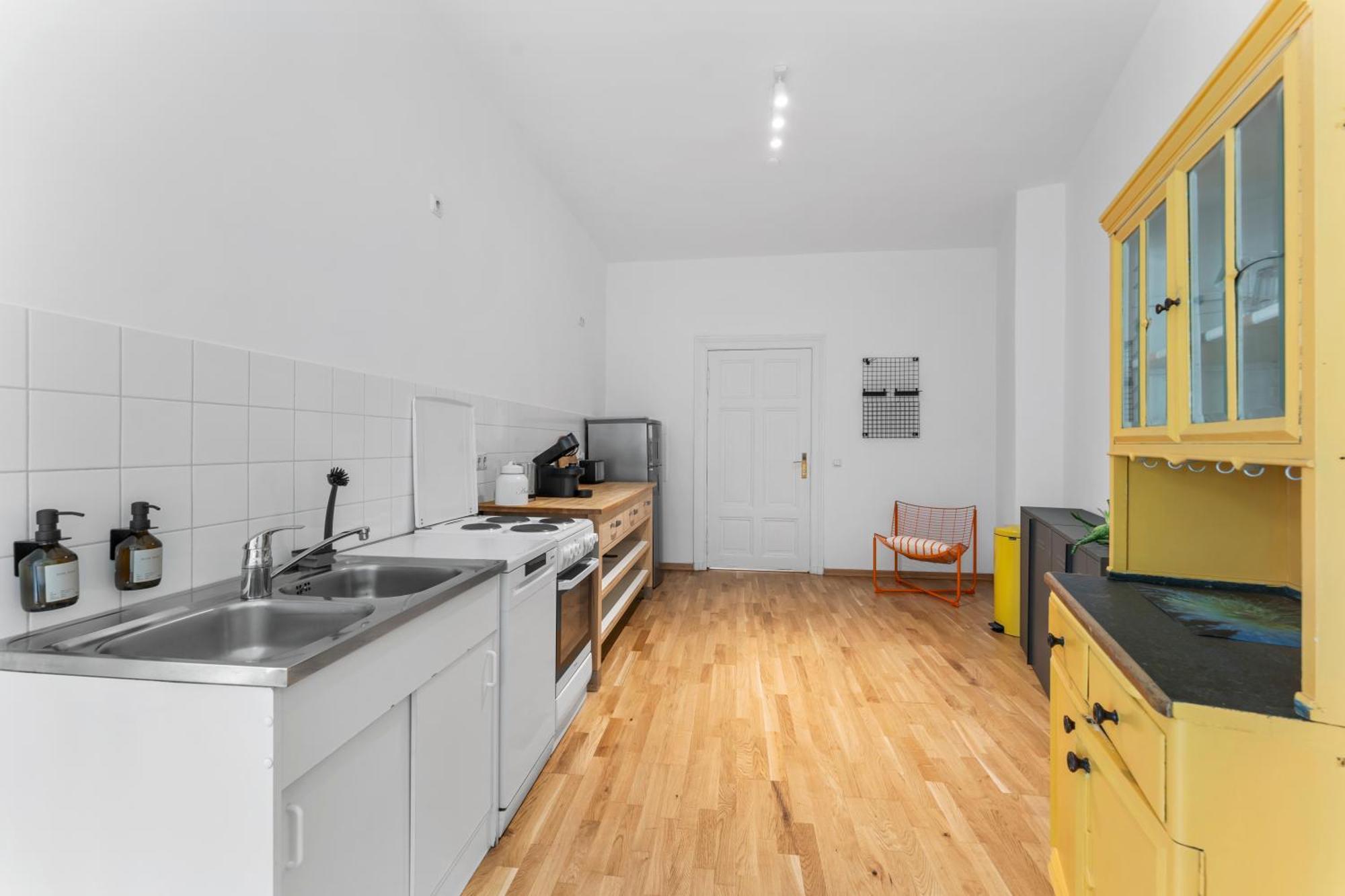 Stylish 120Sqm Appartment In Berlin-Mitte Bagian luar foto